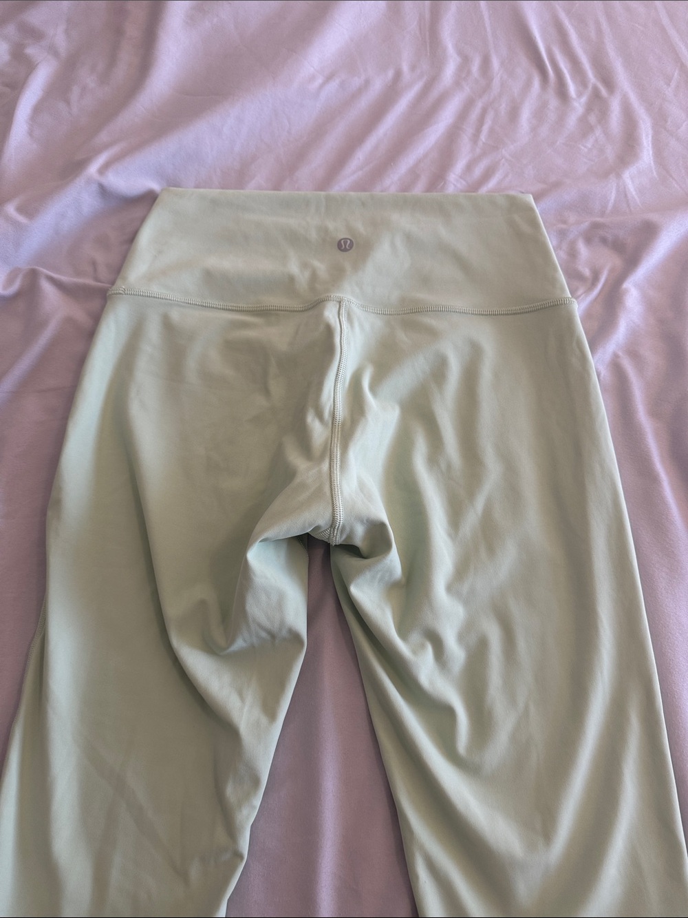 Lululemon Wunder Under High-Rise Leggings in Light Sage Size 8 never been worn